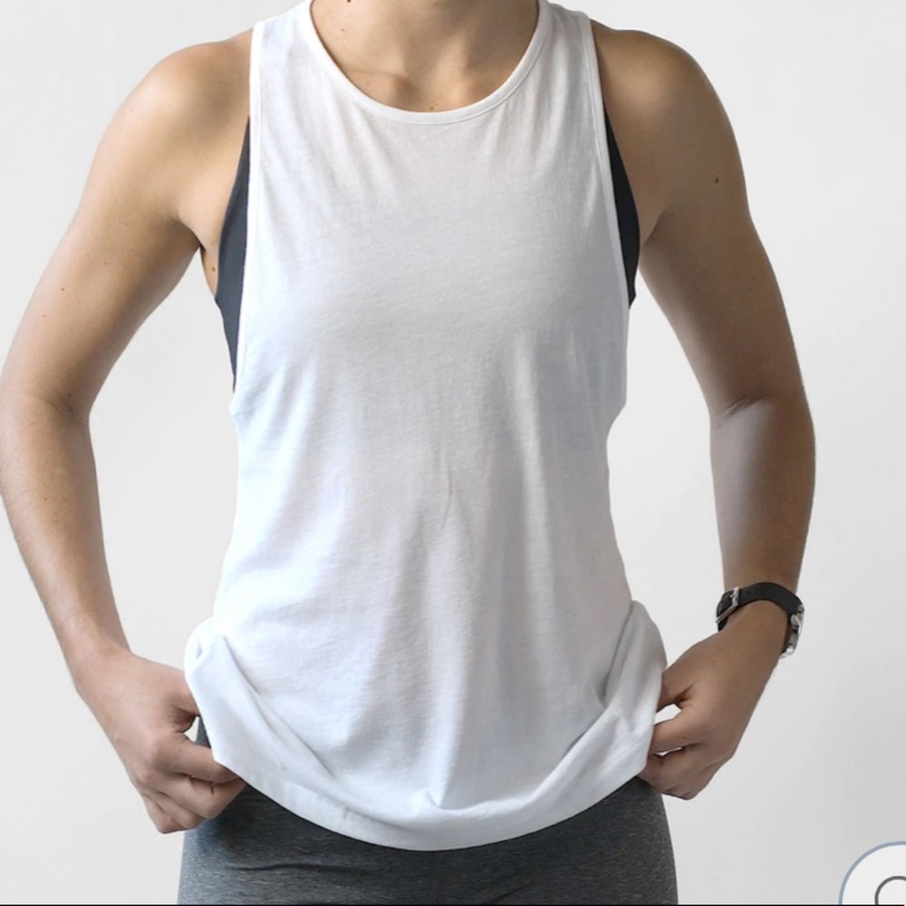 NWT Crane and Lion Activewear Tank Top Size Small